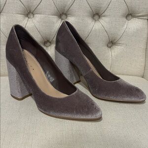 Elegant Velvet Block Heel Pumps